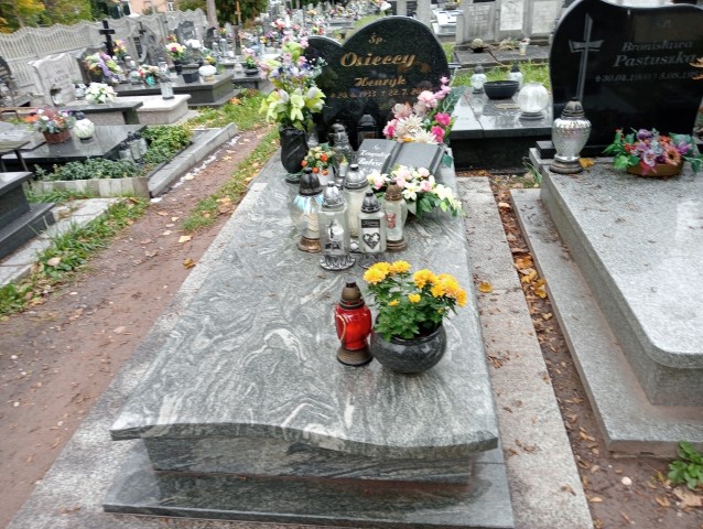 Grób Krzysztof Babisz
