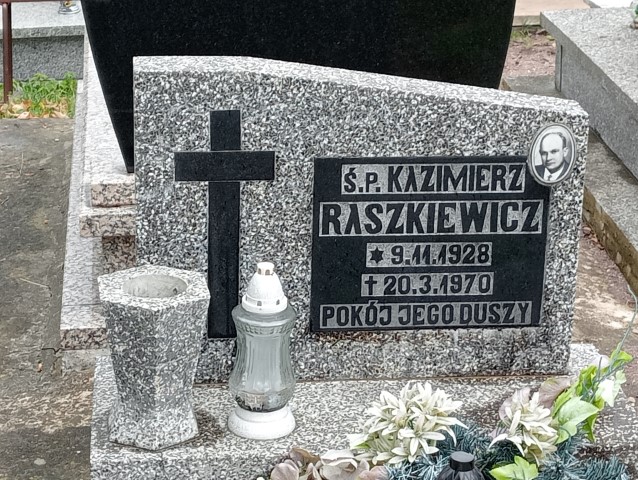 Kazimierz Raszkiewicz 1928 Wałbrzych parafialny - Grobonet - Wyszukiwarka osób pochowanych