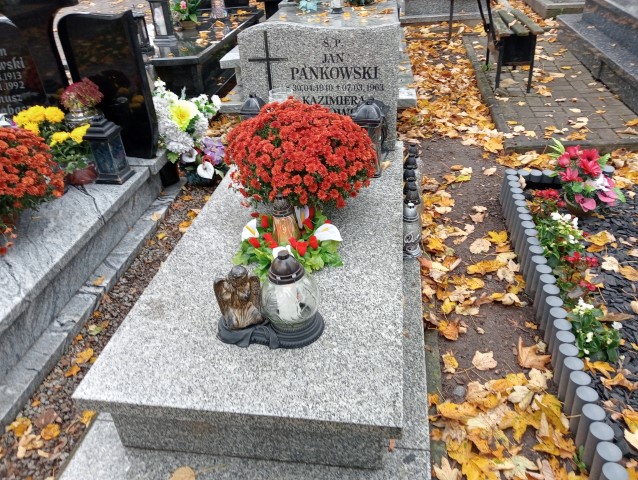 Grób Zdzisław Pankowski