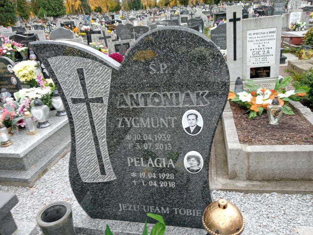Pelagia Antoniak 1928 Wałbrzych - Grobonet - Wyszukiwarka osób pochowanych
