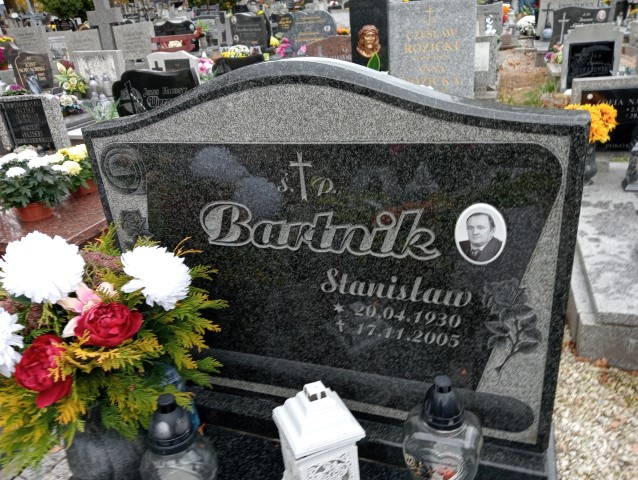 Janina Bartnik 1930 Wałbrzych - Grobonet - Wyszukiwarka osób pochowanych